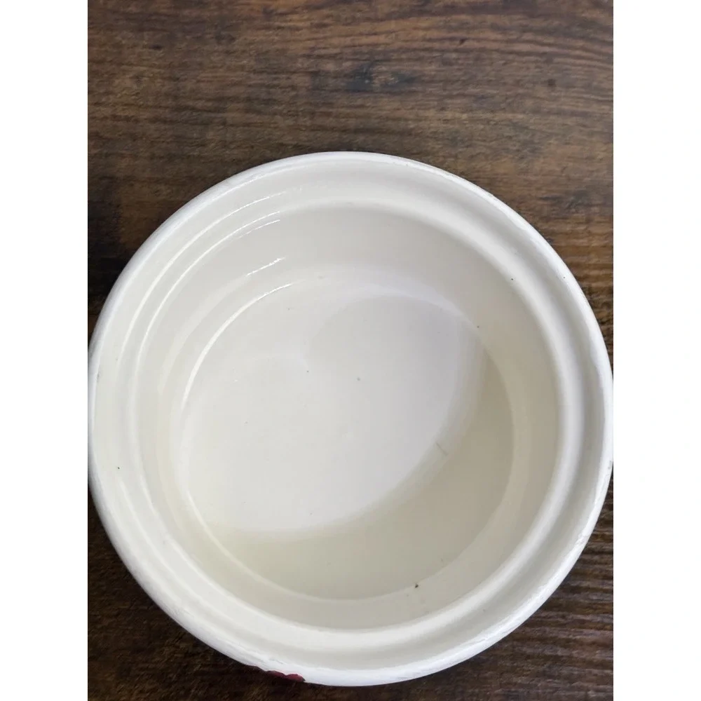 Oneida 12 Oz Covered Crock‎ 2.5